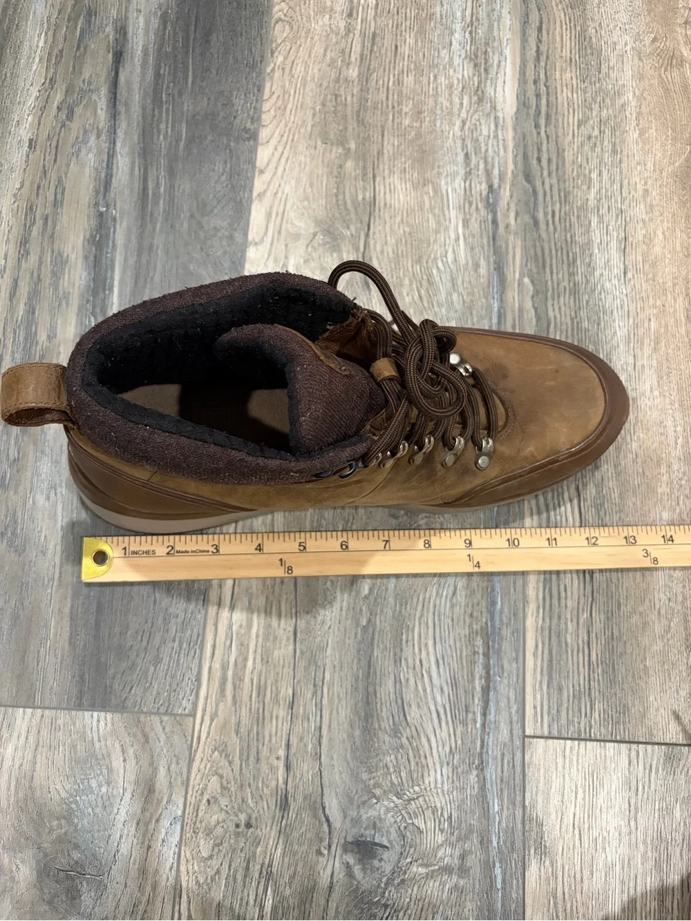 UGG Men’s Chestnut Brown Leather-Suede Outdoor Boots